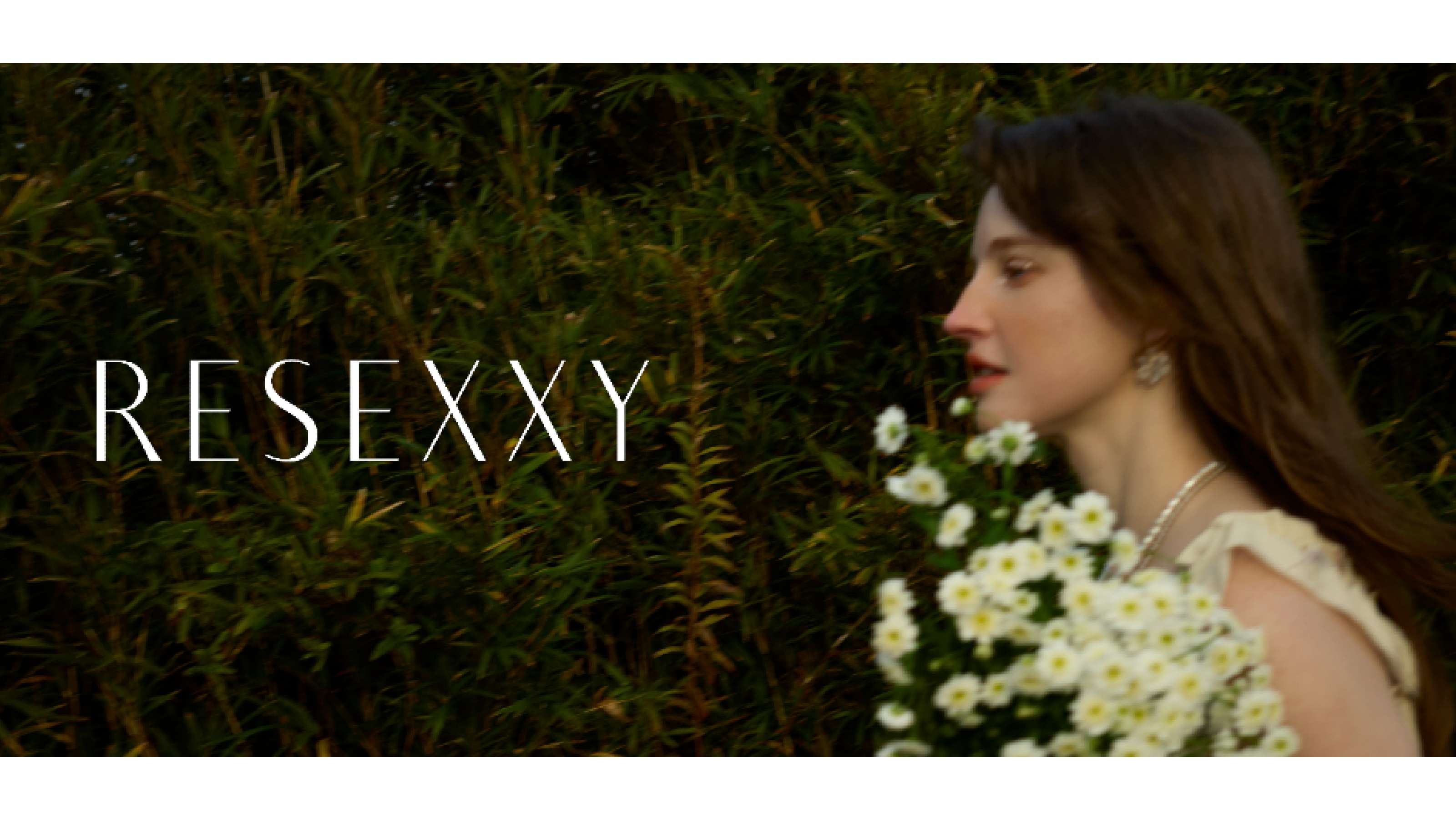 RESEXXYのバナー画像