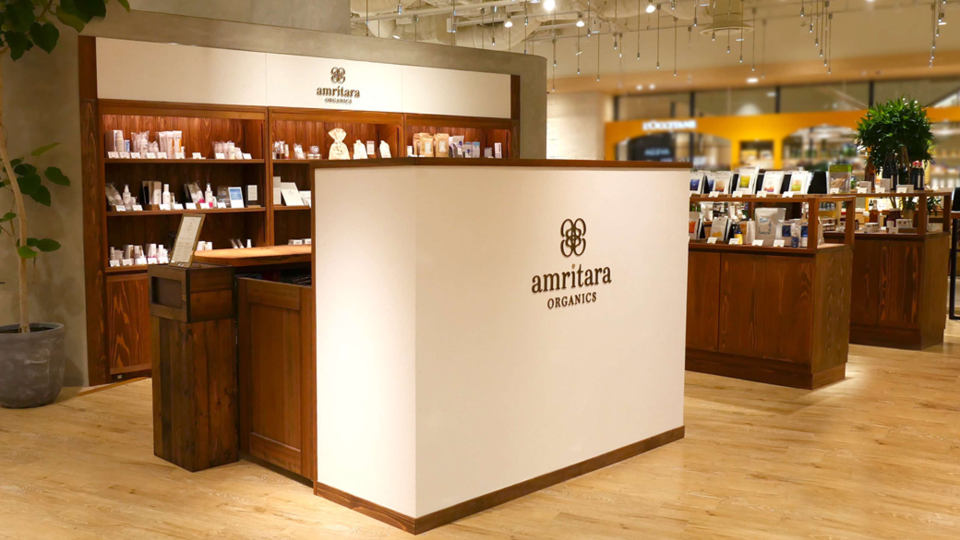 brand-logo
