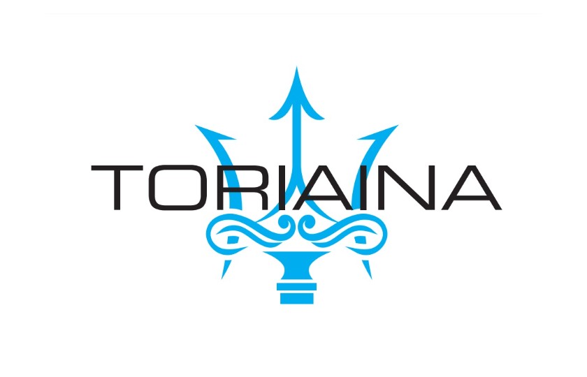 トリアイナのロゴ