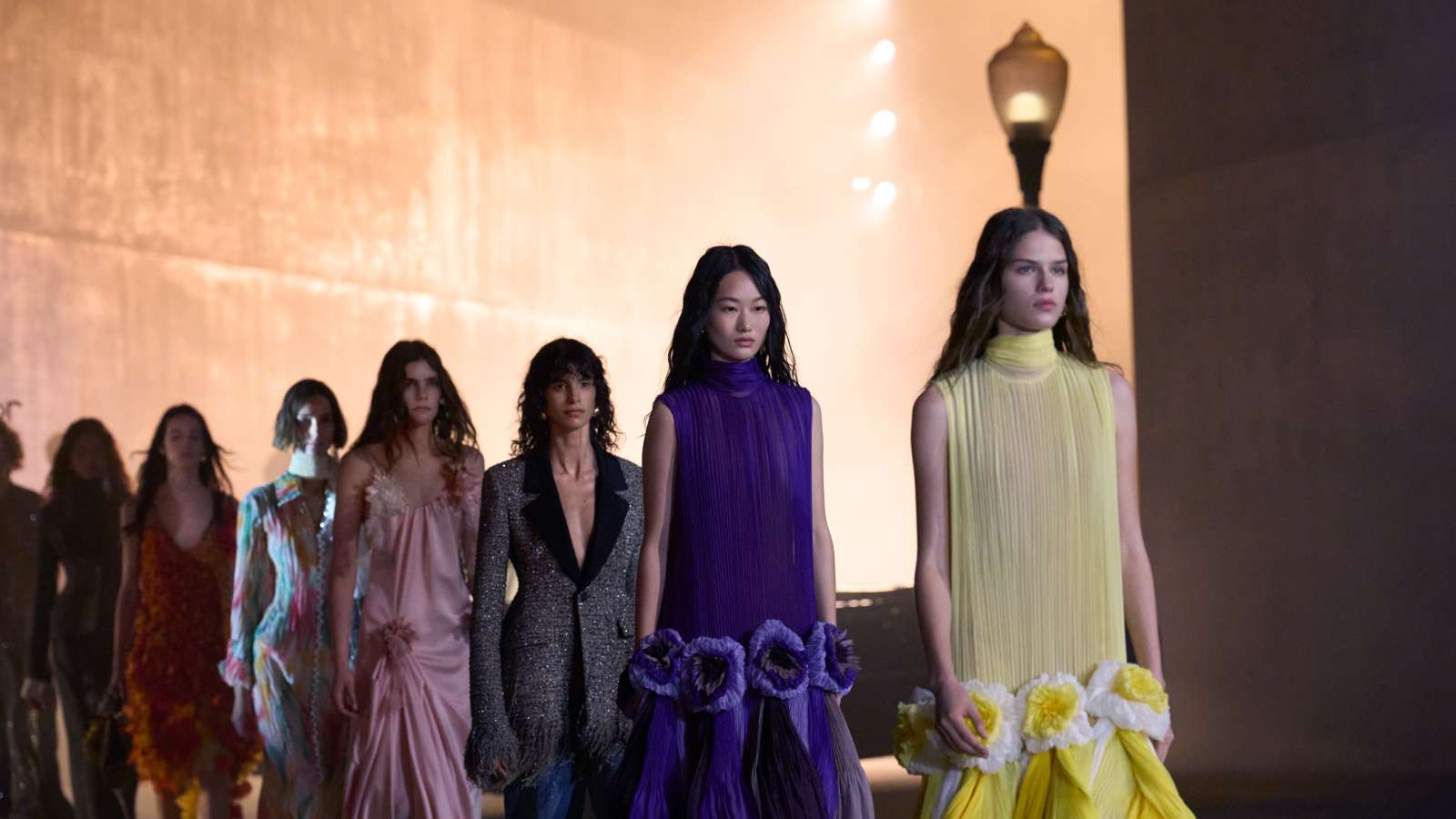 DIORの求人画像