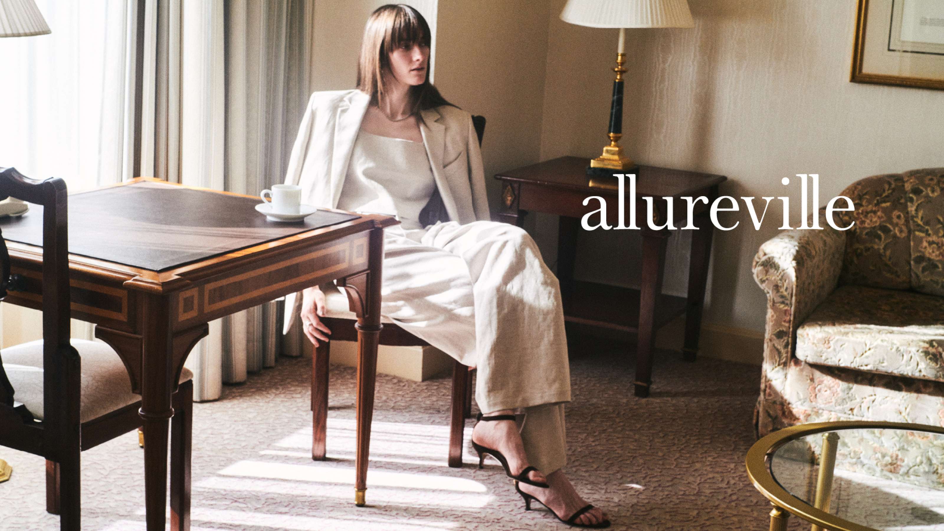 allurevilleの求人画像