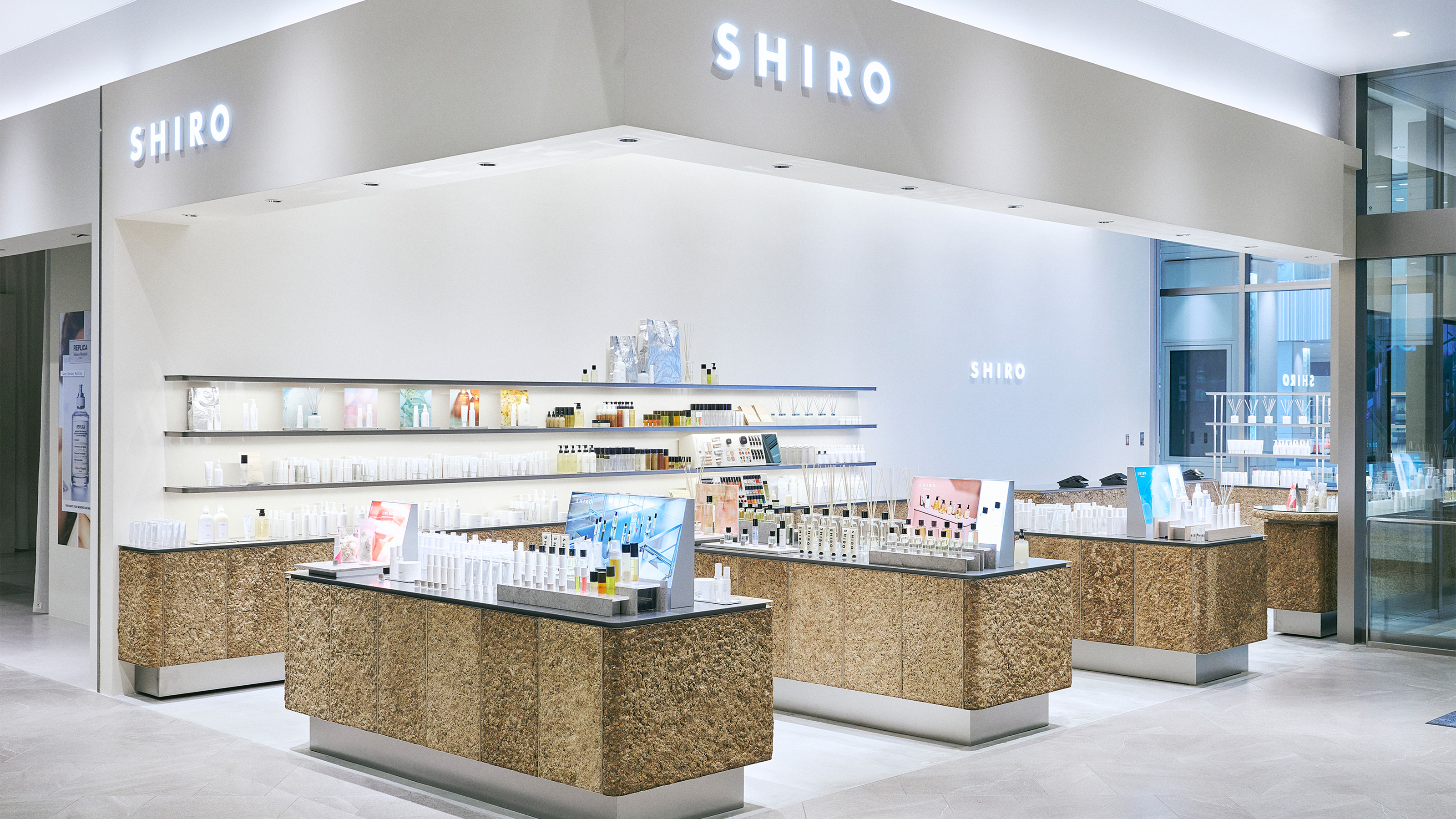 SHIRO（シロ）ビューティーアドバイザー｜正社員｜中国エリアの求人画像