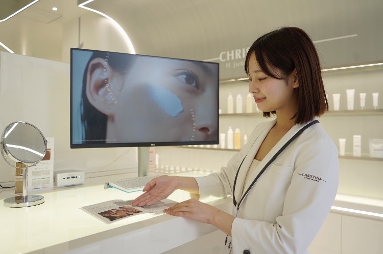 エステサロン専売品「CHRISTINA」直販店　美容部員のサブ画像8