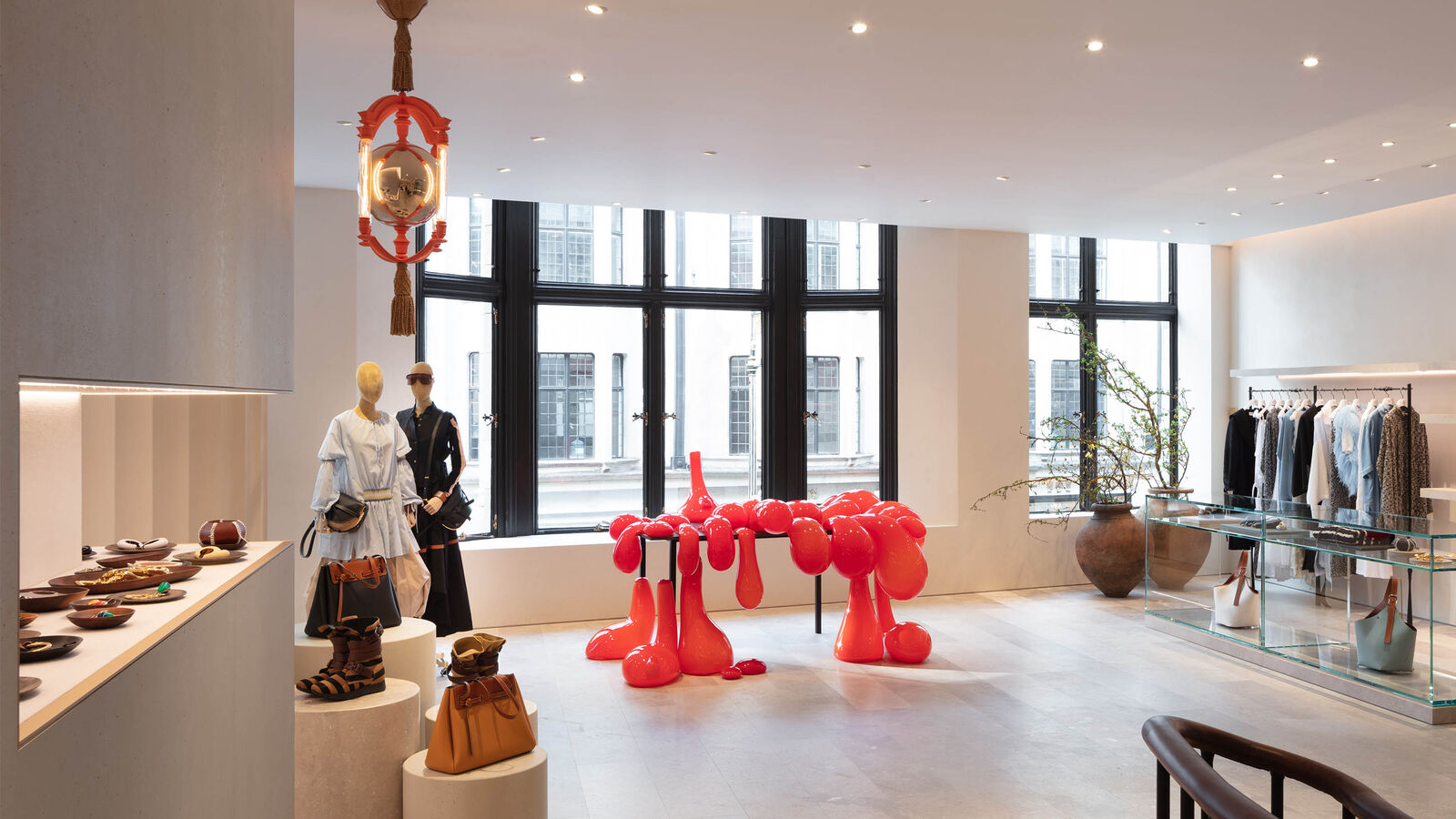 LOEWE（ロエベ）東京｜ファッションスタイリスト/Fashion Stylistのサブ画像2