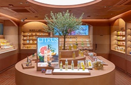 【イクスピアリ店】ロクシタン｜販売スタッフ｜年休120日！異業種からの転職歓迎◎のサブ画像2