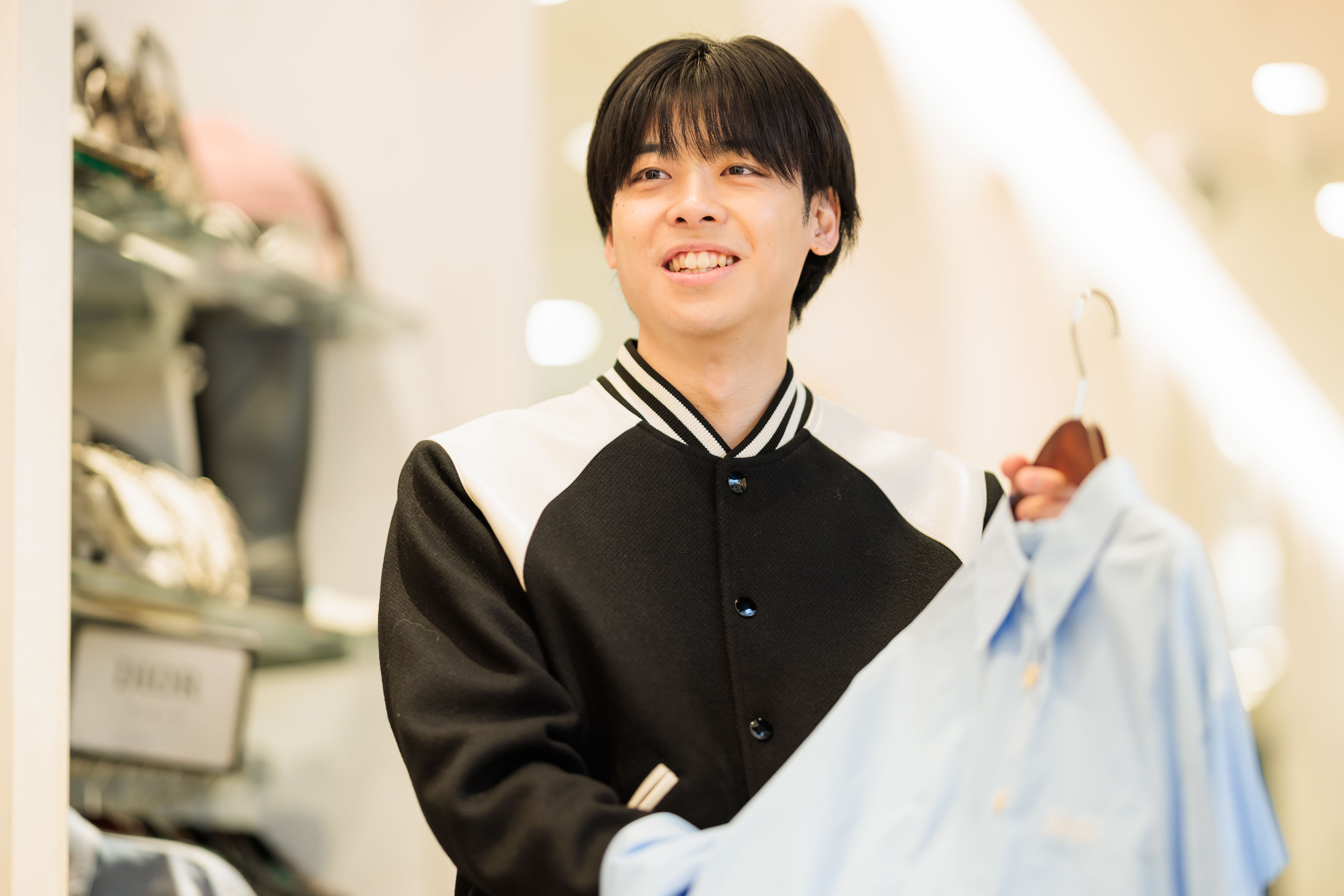 【服装/髪色自由◎未経験歓迎！】憧れのハイブランド品と働くバックオフィス募集★のサブ画像1