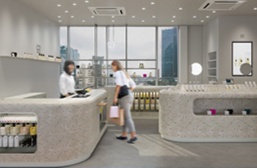 【uka 大丸心斎橋店】サロン発コスメ/店長募集です！！のサブ画像2