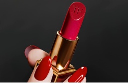 ≪TOM FORD BEAUTY≫美容部員(販売職)_業界未経験も歓迎｜関西国際空港のサブ画像1