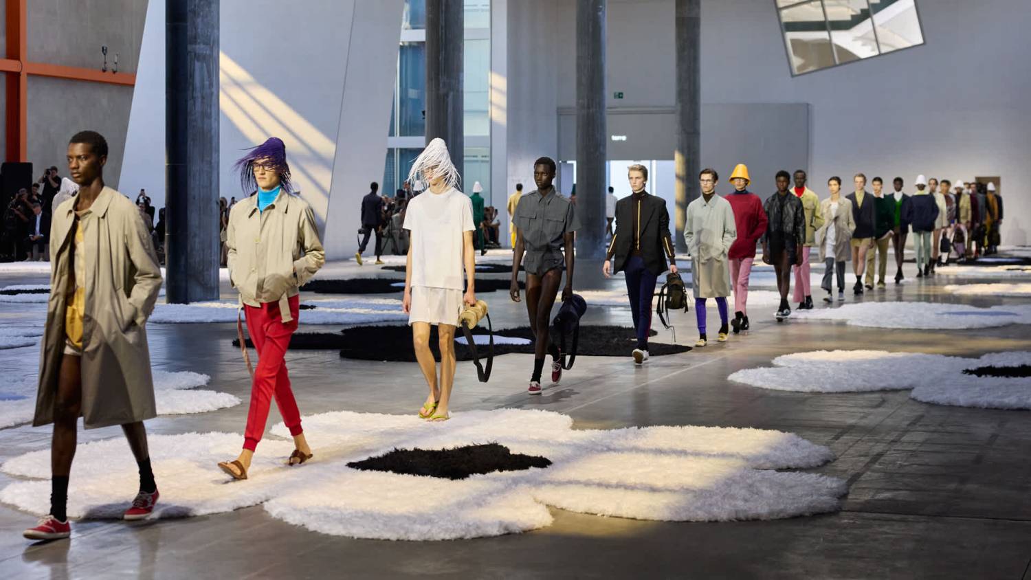 【PRADA】 ＜6/25(木)開催＞特別採用イベント＠東京｜都内新店舗オープニングメンバー募集！のサブ画像1