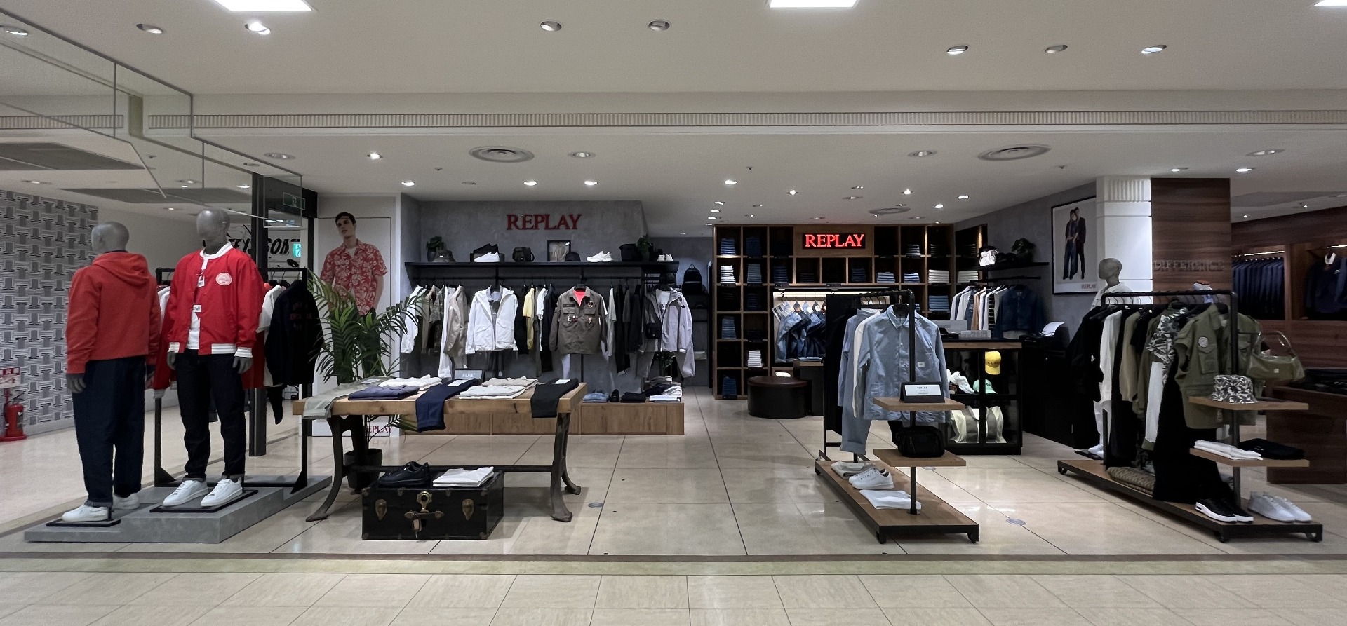 【リプレイ】販売スタッフ【札幌エリア1名募集中！】のサブ画像1