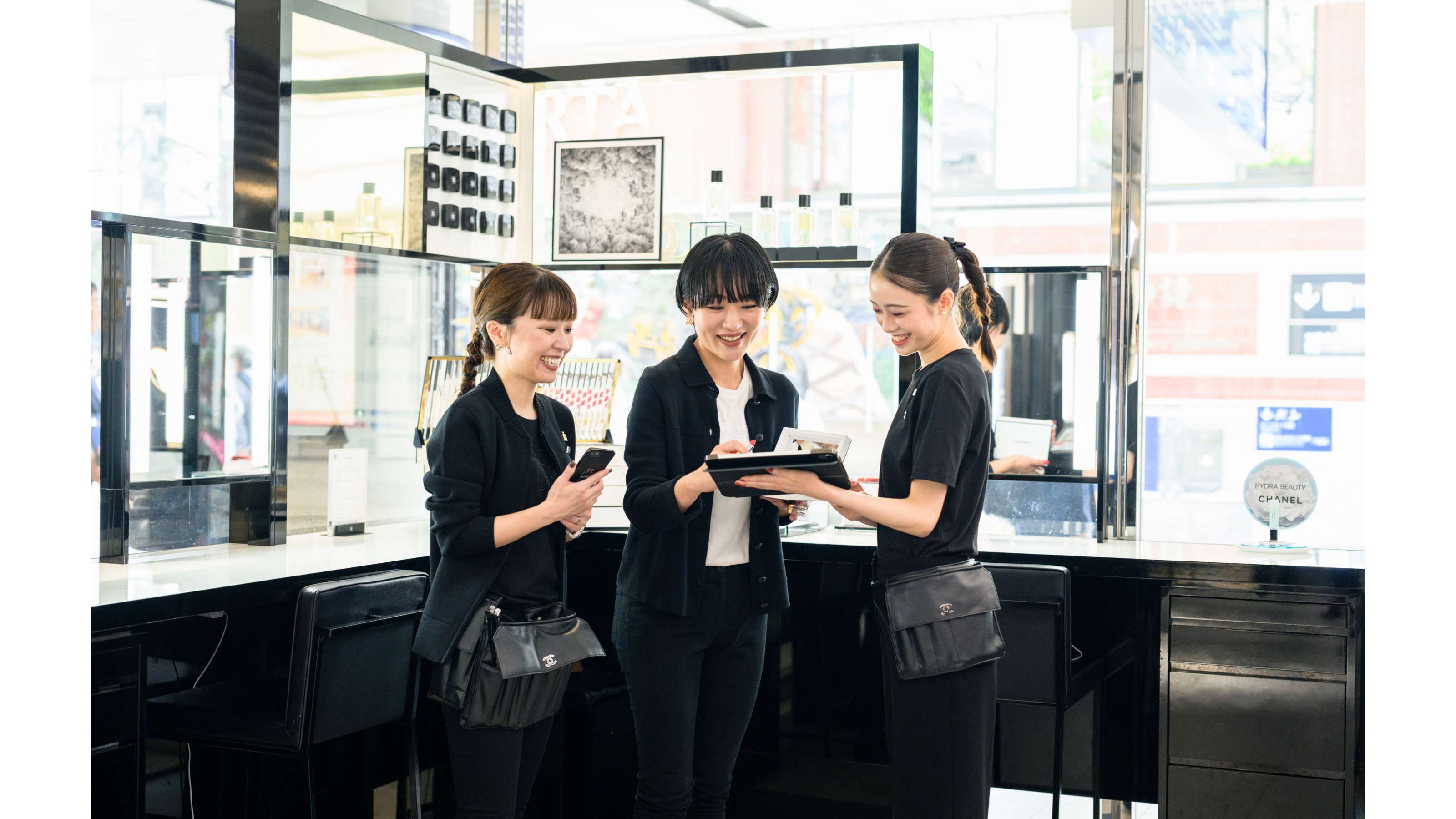 CHANELの求人画像