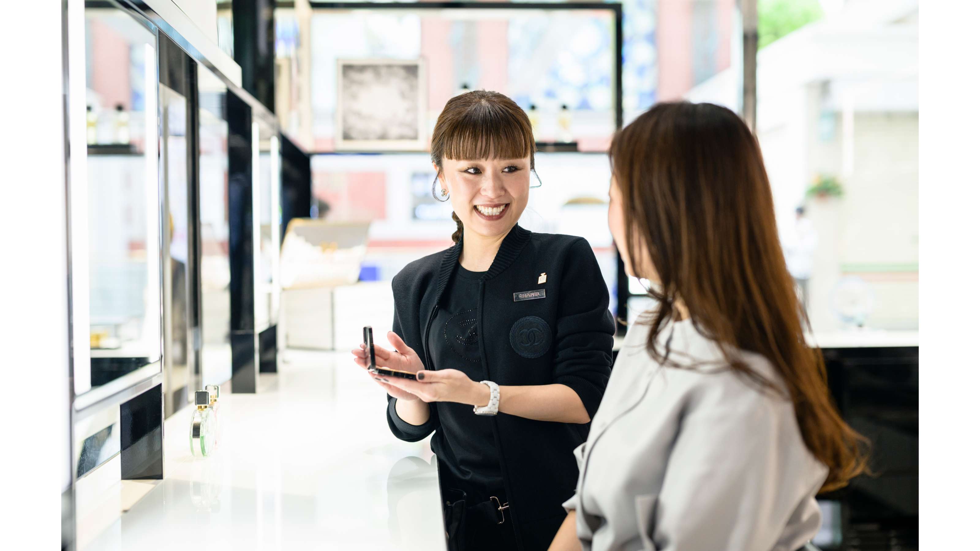 CHANELの求人画像