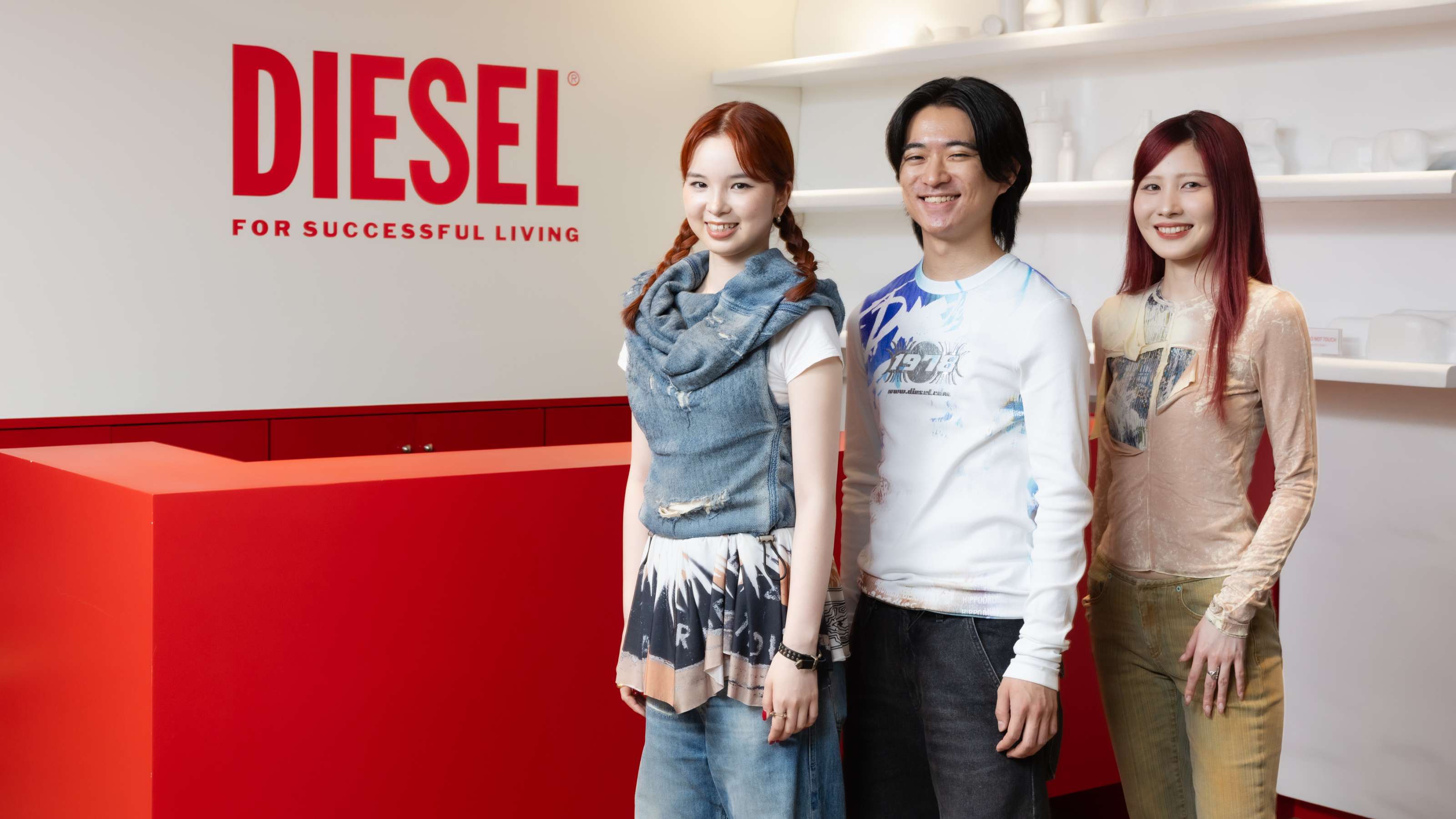 【DIESEL OUTLET横浜ベイサイド】アパレル販売スタッフ募集の求人画像