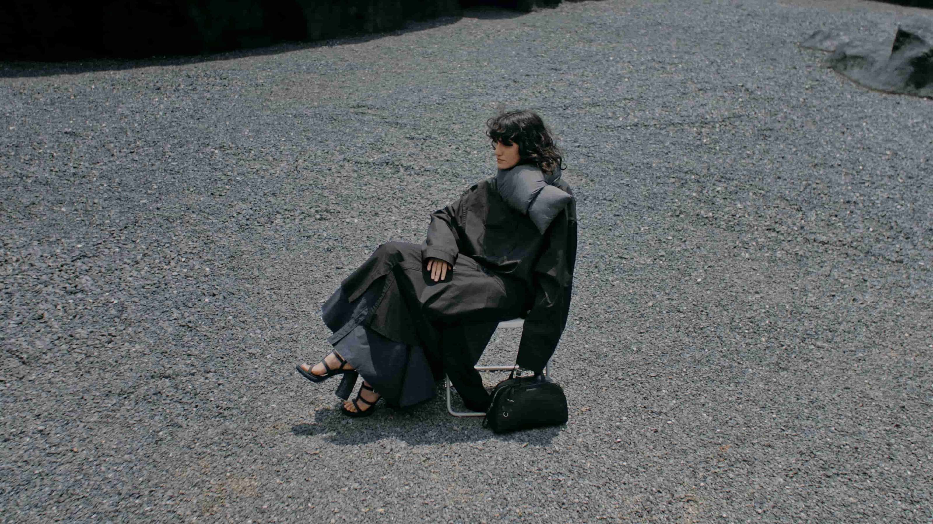 CHARLES & KEITHの求人画像