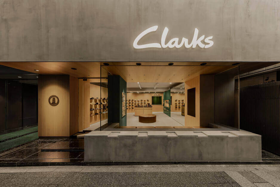 Clarksの求人画像