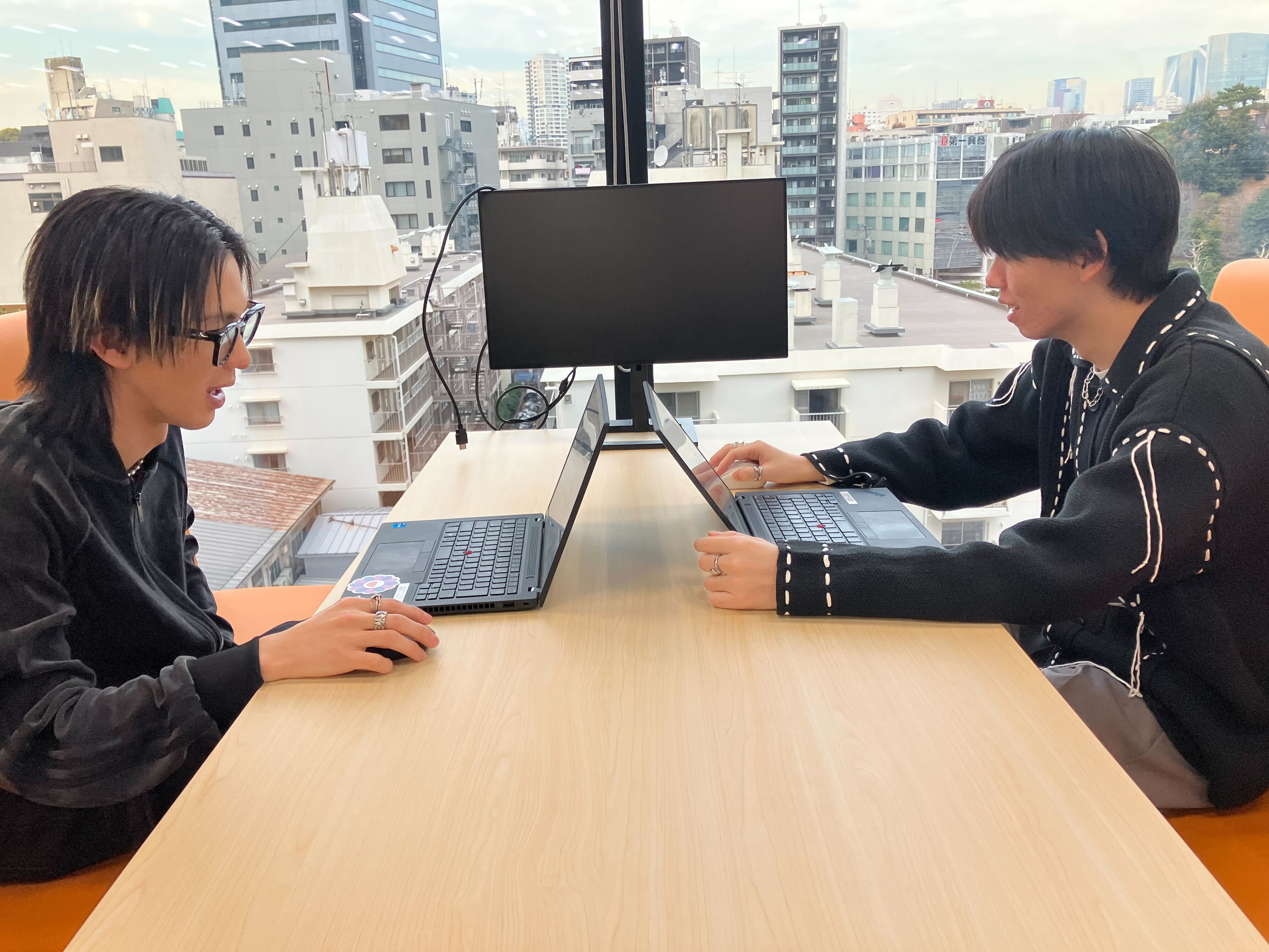 内勤デスクワーク！買取取引のデータ＆書類チェックスタッフ【安心のサポート体制】のサブ画像1