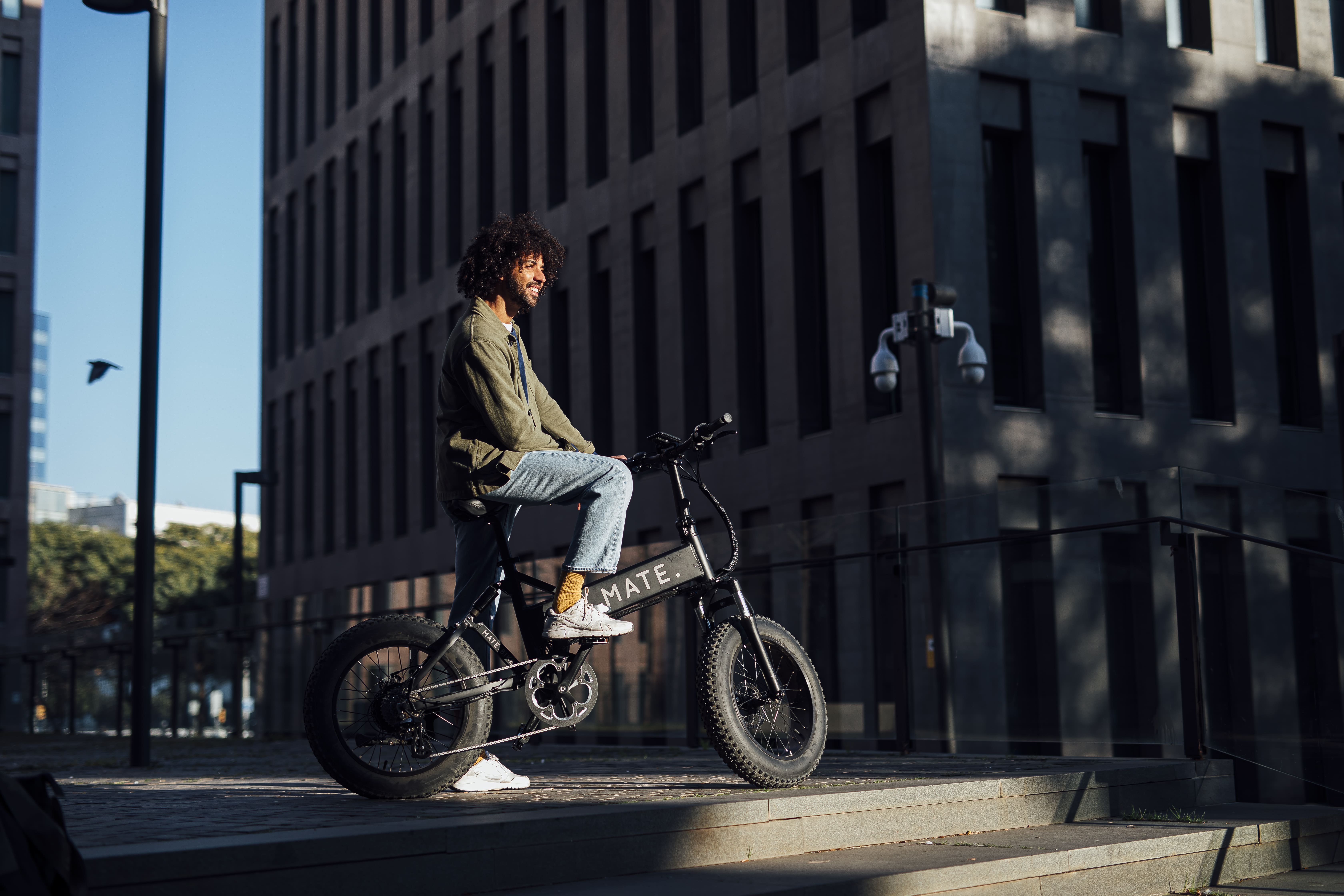 [自由が丘]アウトドア好き接客経験歓迎★e-BIKE販売/WLB◎オシャレな店舗×服装自由の求人画像