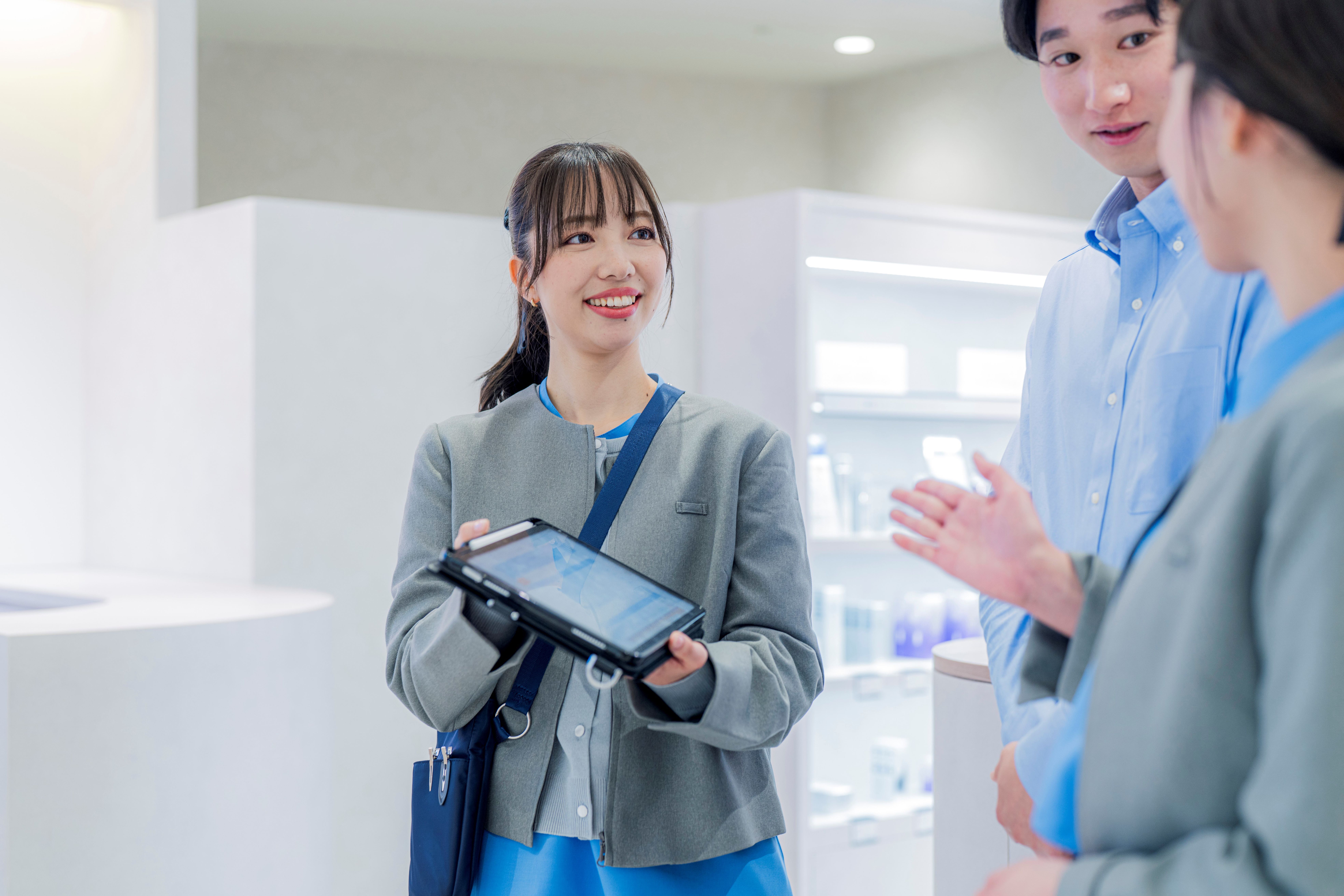 【DHC】美容部員・ビューティー＆ヘルスアドバイザー｜販売特定正社員のサブ画像1